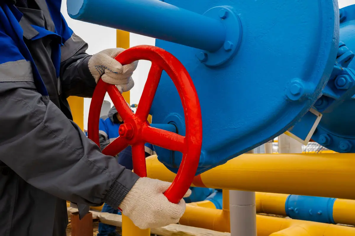 أوكرانيا لا تعتزم تمديد اتفاق نقل الغاز.. وروسيا تبحث عن طرق بديلة