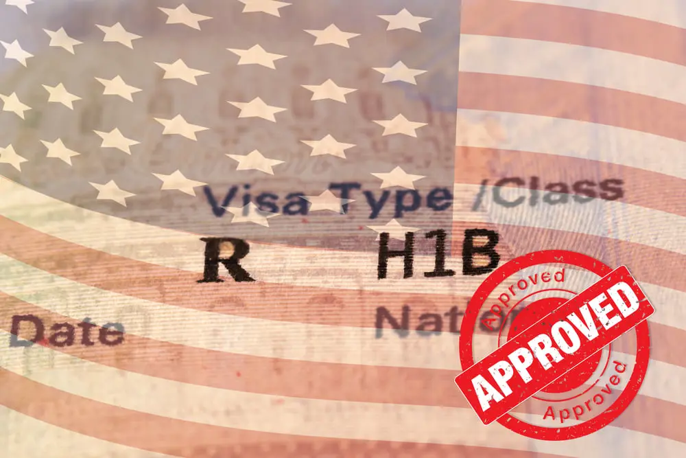 هكذا تتحايل شركات التكنولوجيا لتوفير تأشيرة H-1B الأميركية