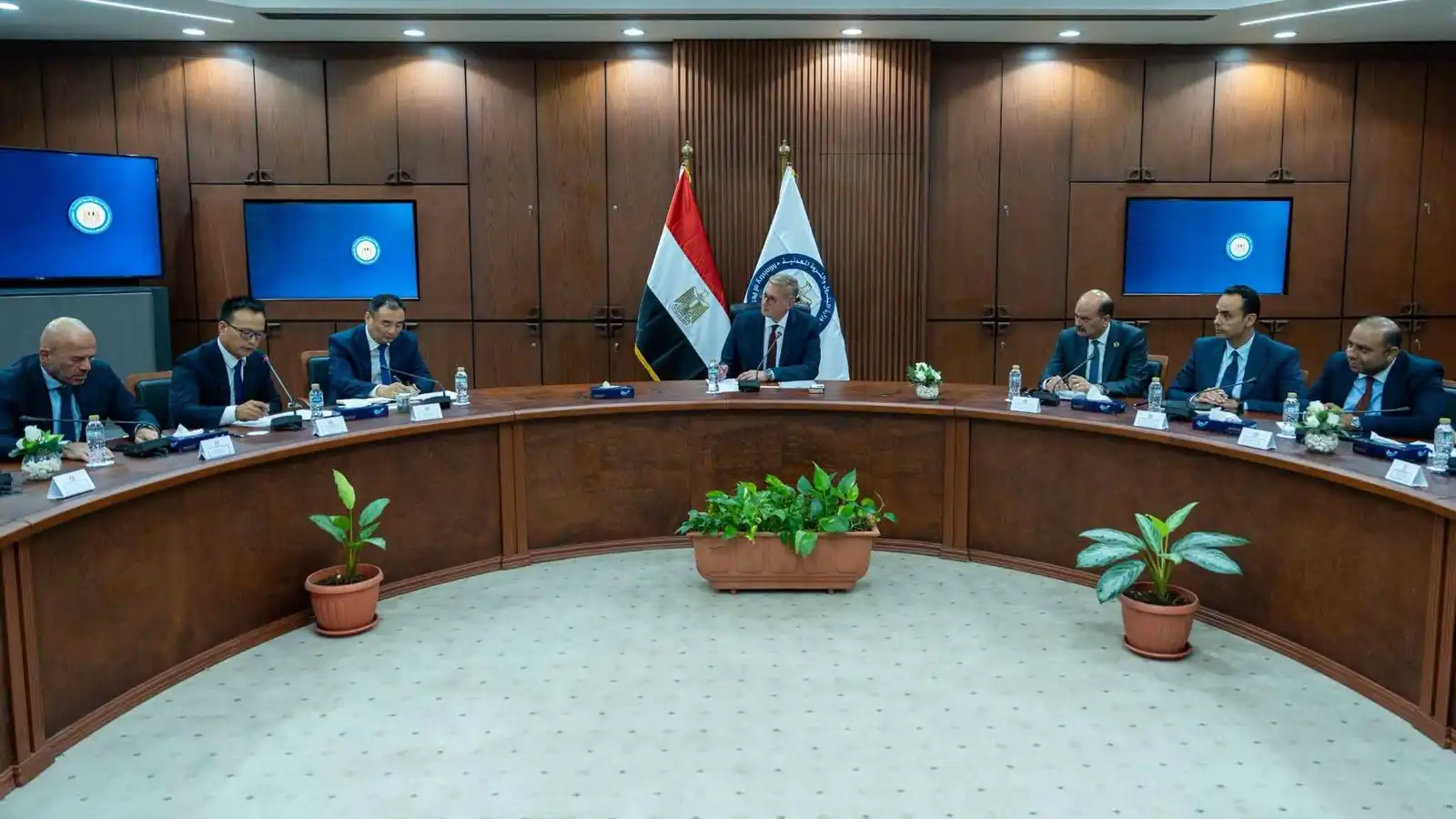 مصر والصين تدفعان بمشروعات استراتيجية في قطاع البتروكيماويات