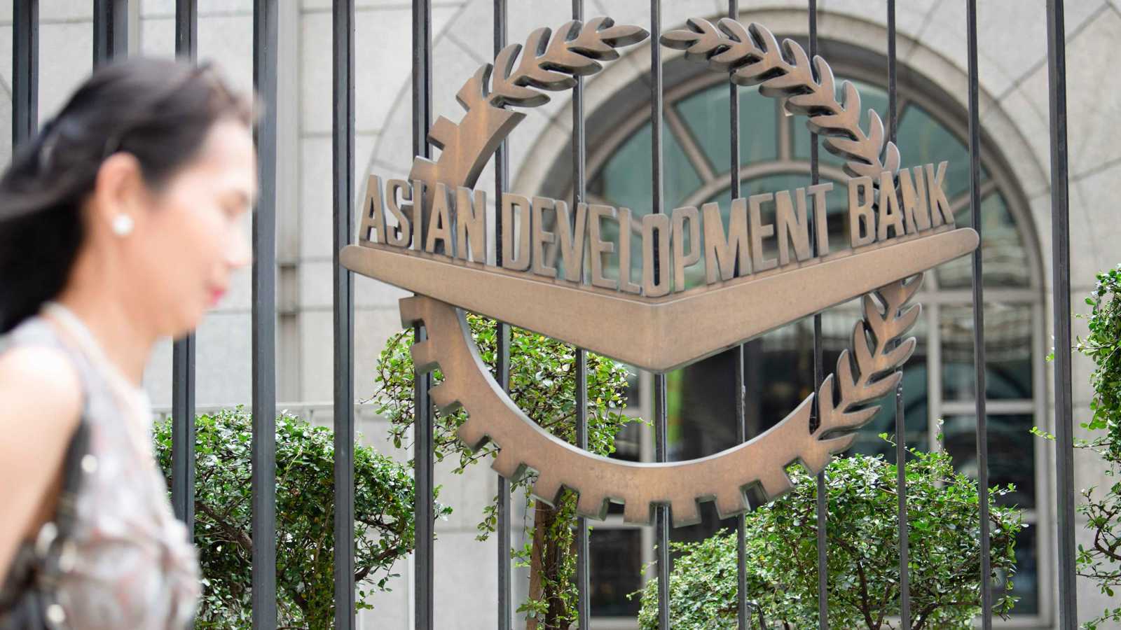 «التنمية الآسيوي» يطلق برنامجا بـ70 مليار دولار لتعزيز الطاقة والاتصال 