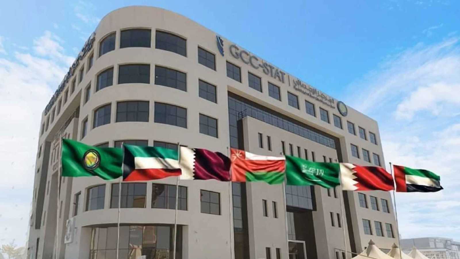 القطاع غير النفطي يقود نمو الاقتصاد الخليجي في 2025 