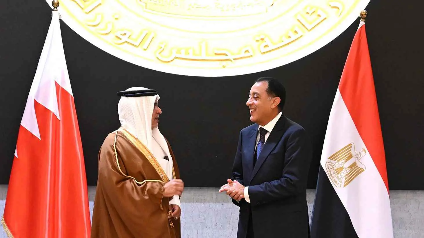 مصر والبحرين توقعان 8 وثائق لدعم التعاون في مجالات الاستثمار والسياحة