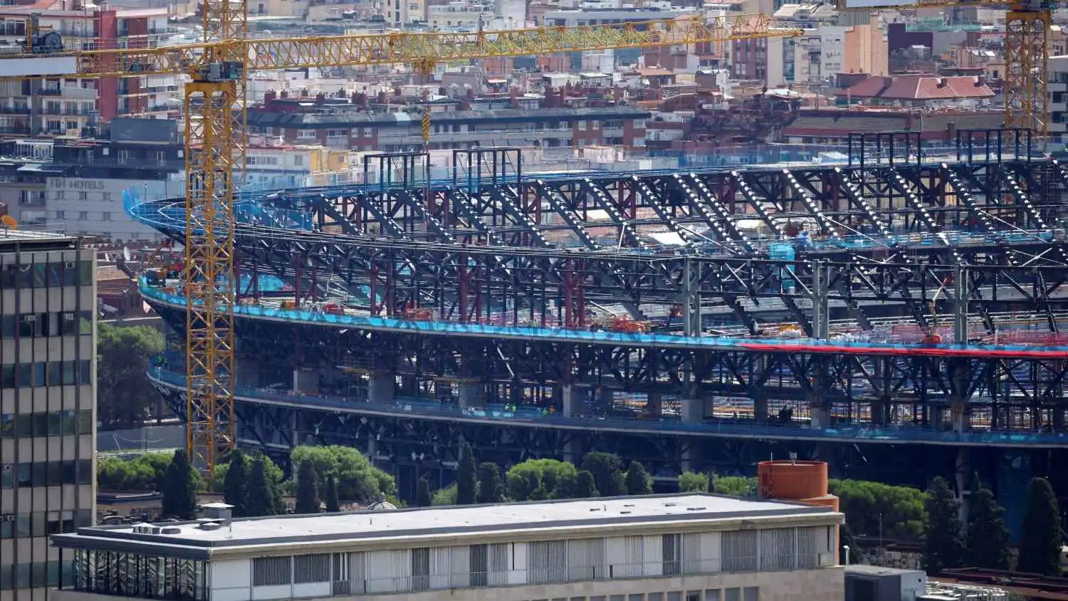 برشلونة يتوقع جمع 798 مليون دولار من بيع 2000 مقعد لكبار الشخصيات