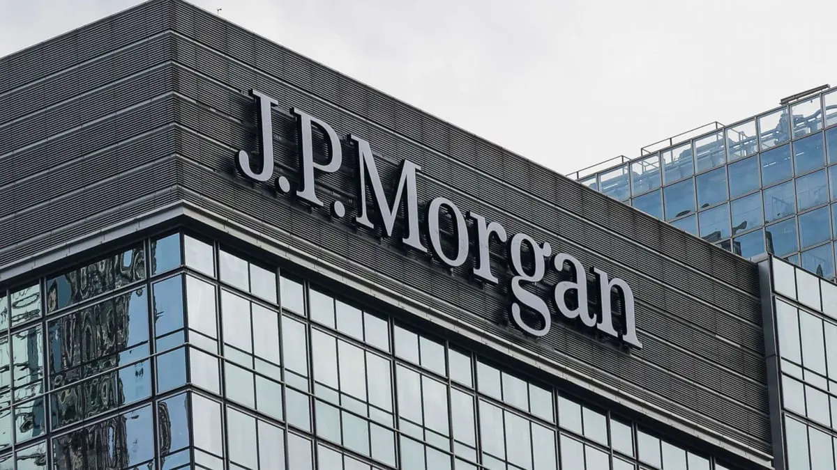 بنك Morgan Stanley: قوة الدولار تنذر بحدوث أزمة
