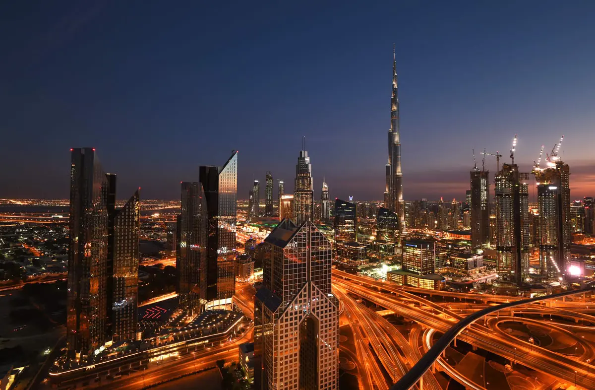 الإمارات.. الإعلان عن 30 مشروعًا واتفاقات بـ 162 مليار دهم