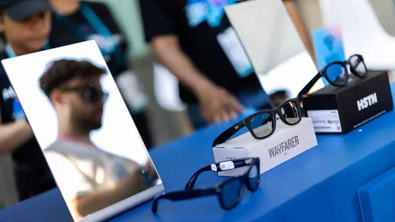 «ميتا» تستهدف إطلاق نظارة ذكية بلا كاميرا في الخريف