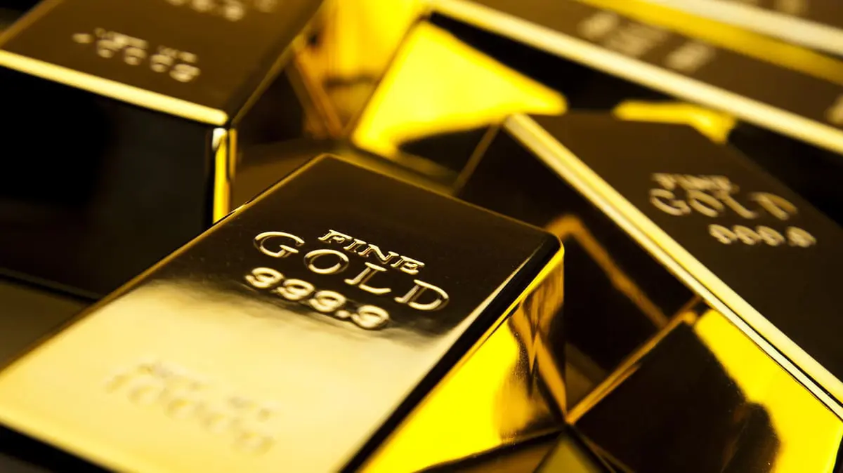 مكاسب عنيفة.. الذهب يقتات على هبوط الدولار وانهيار البنوك