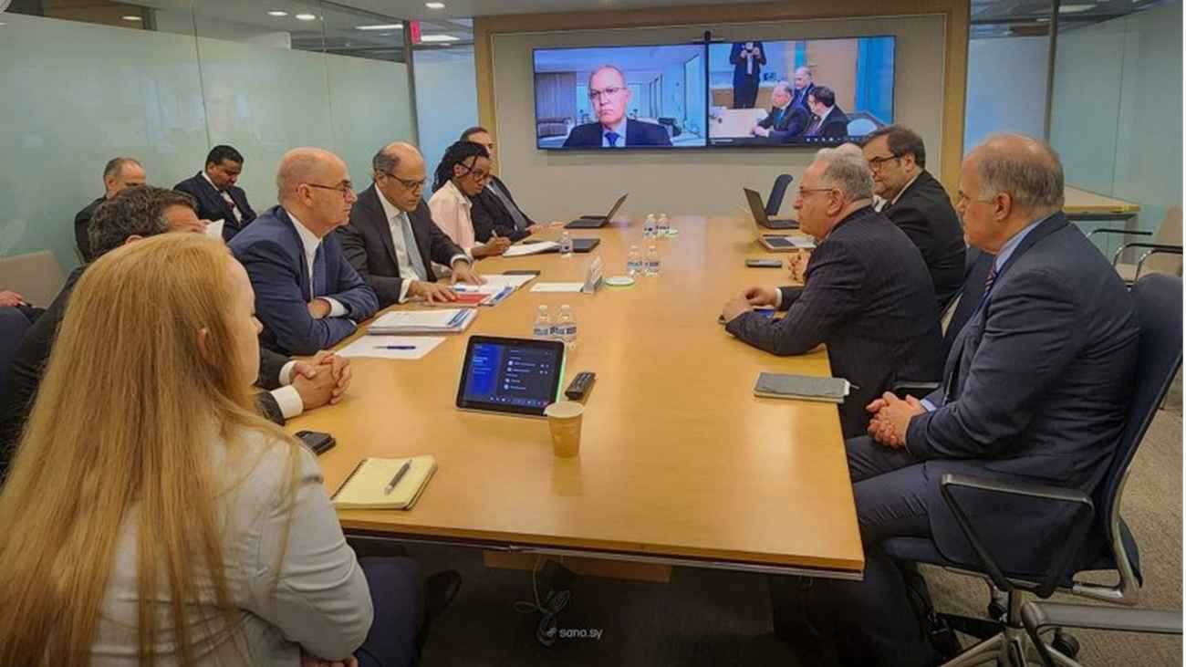 سوريا تبحث مع صندوق النقد تطوير القطاعات المالية والمصرفية 