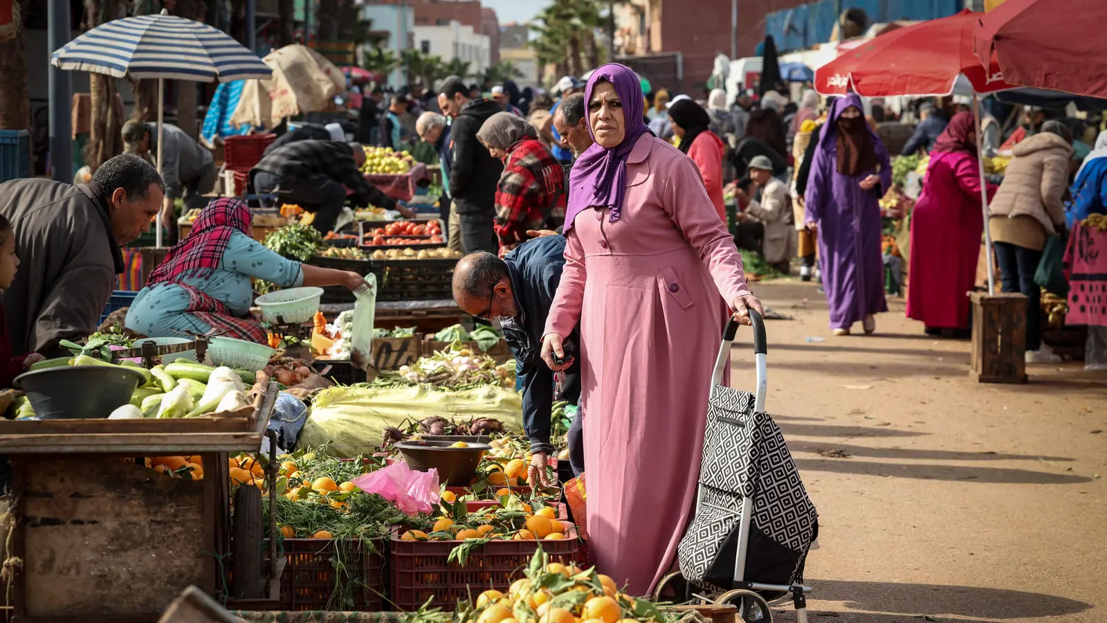 التضخم السنوي في المغرب يرتفع إلى 0.8% في نوفمبر