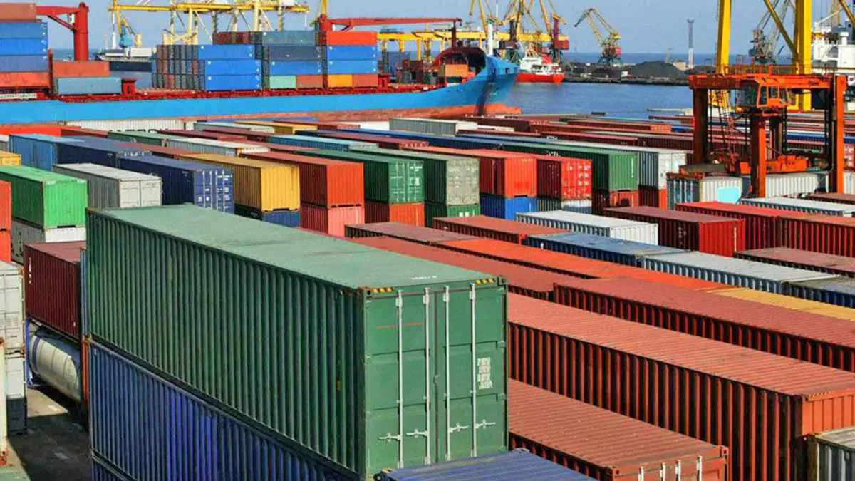 صادرات غرفة «صناعة عمان» تتجاوز 4.7 مليار دولار بالنصف الأول