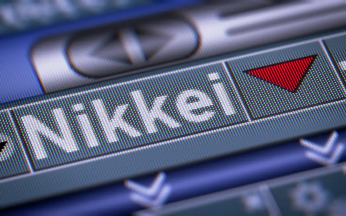 هبوط الأسهم اليابانية مع نتائج مخيبة للآمال