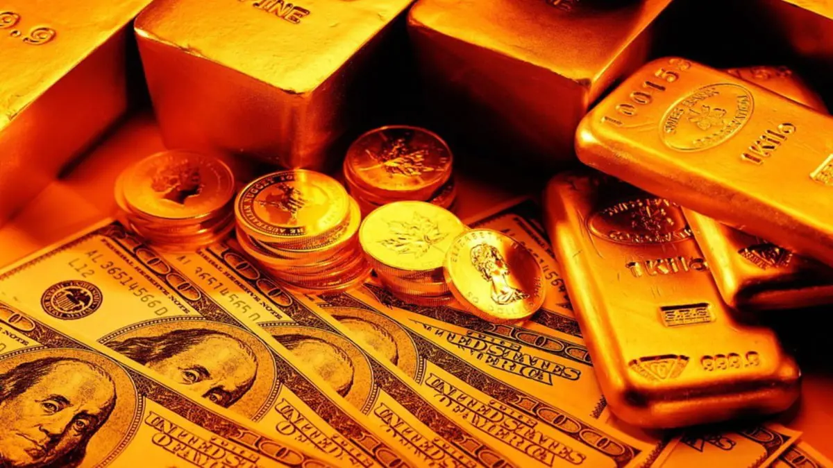  أسعار الذهب تقترب من أسوأ هبوط منذ 18 شهرا
 