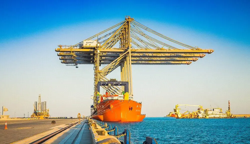 مصر تنشئ ميناء في طابا وتطرح 8 مناطق لوجستية في سيناء للاستثمار