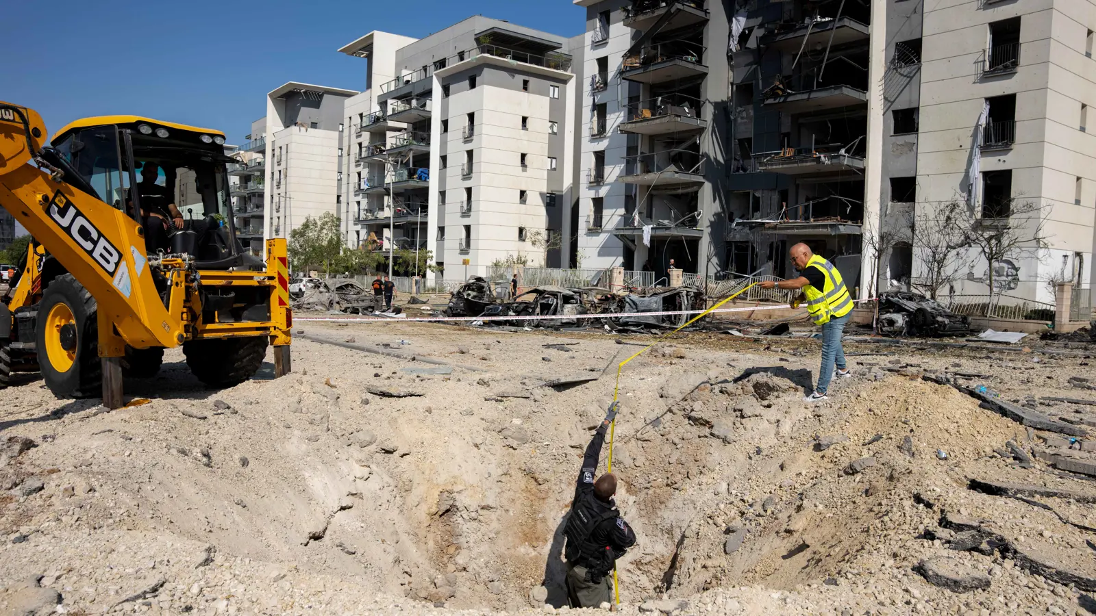 «جيه بي مورغان»: حرب إيران تُبطئ نمو إسرائيل وترفع عجزها المالي