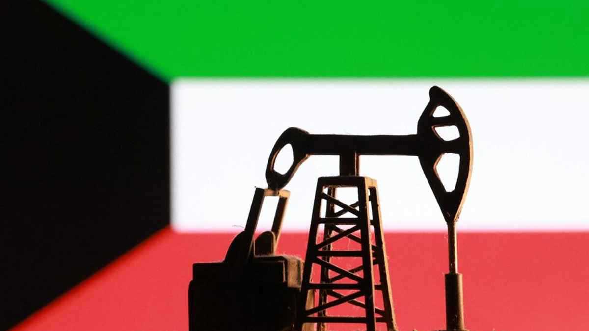الكويت تتوقع إنتاج 2.628 مليون برميل نفط يوميا في يونيو 