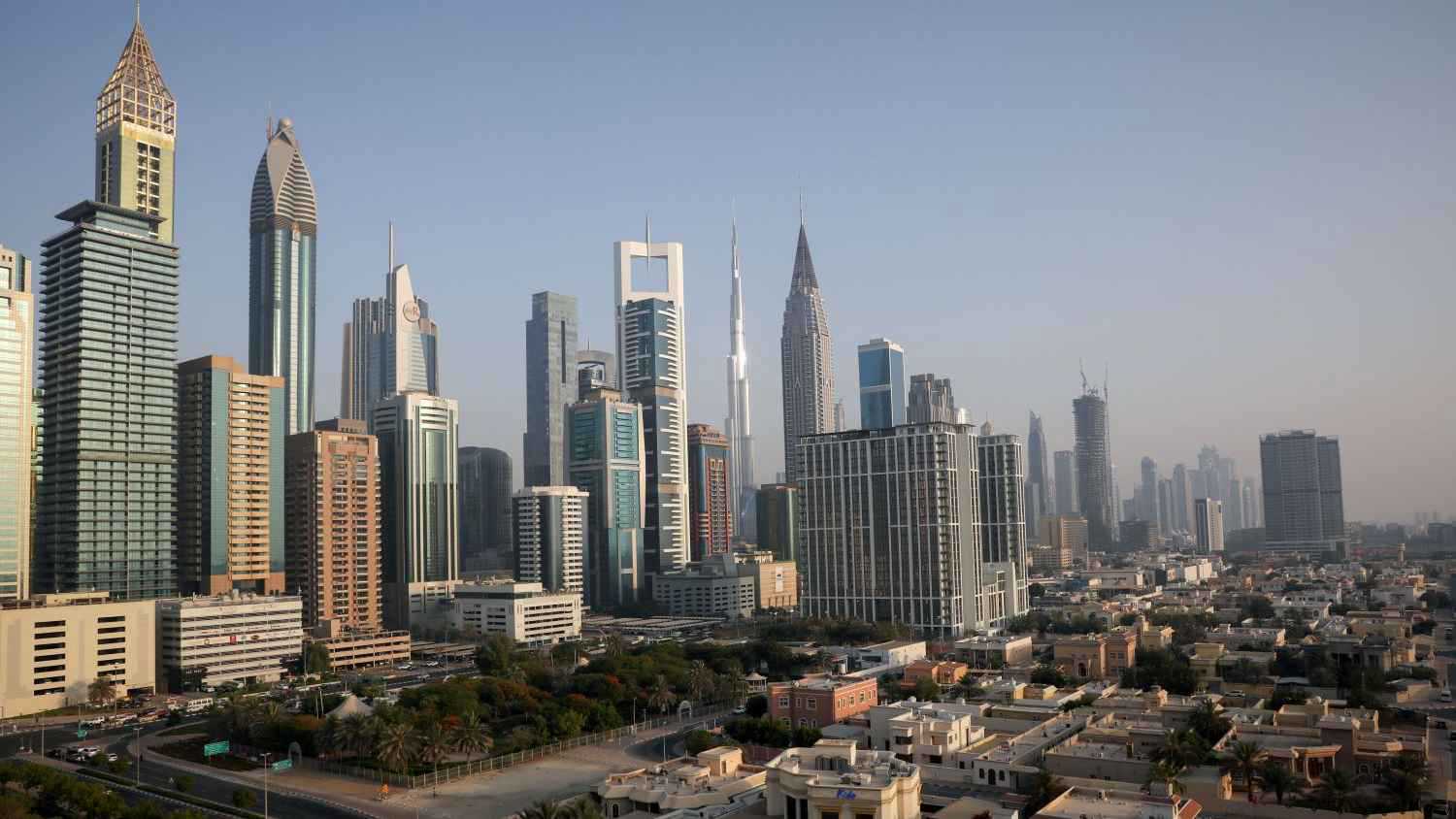 الشركات الخاصة في الإمارات تسجل ارتفاعاً تاريخياً في أسعار مبيعاتها 