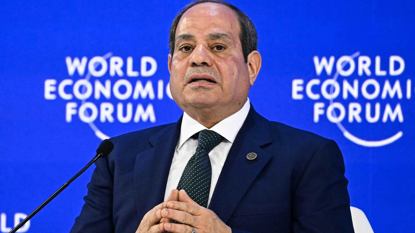 دافوس.. السيسي يؤكد تعزيز دور القطاع الخاص وتنفيذ برنامج الطروحات 