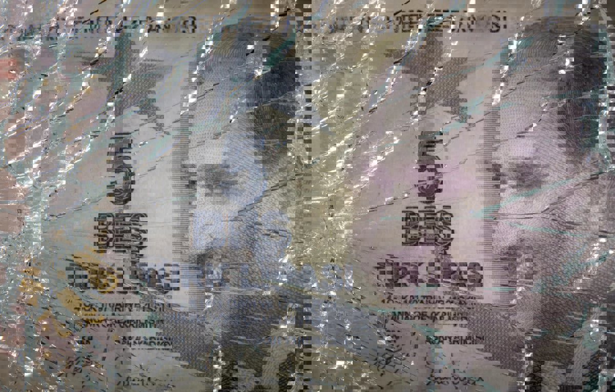 تدهور الليرة.. الالتزامات الأجنبية على تركيا تقفز لـ634.4 مليار دولار 