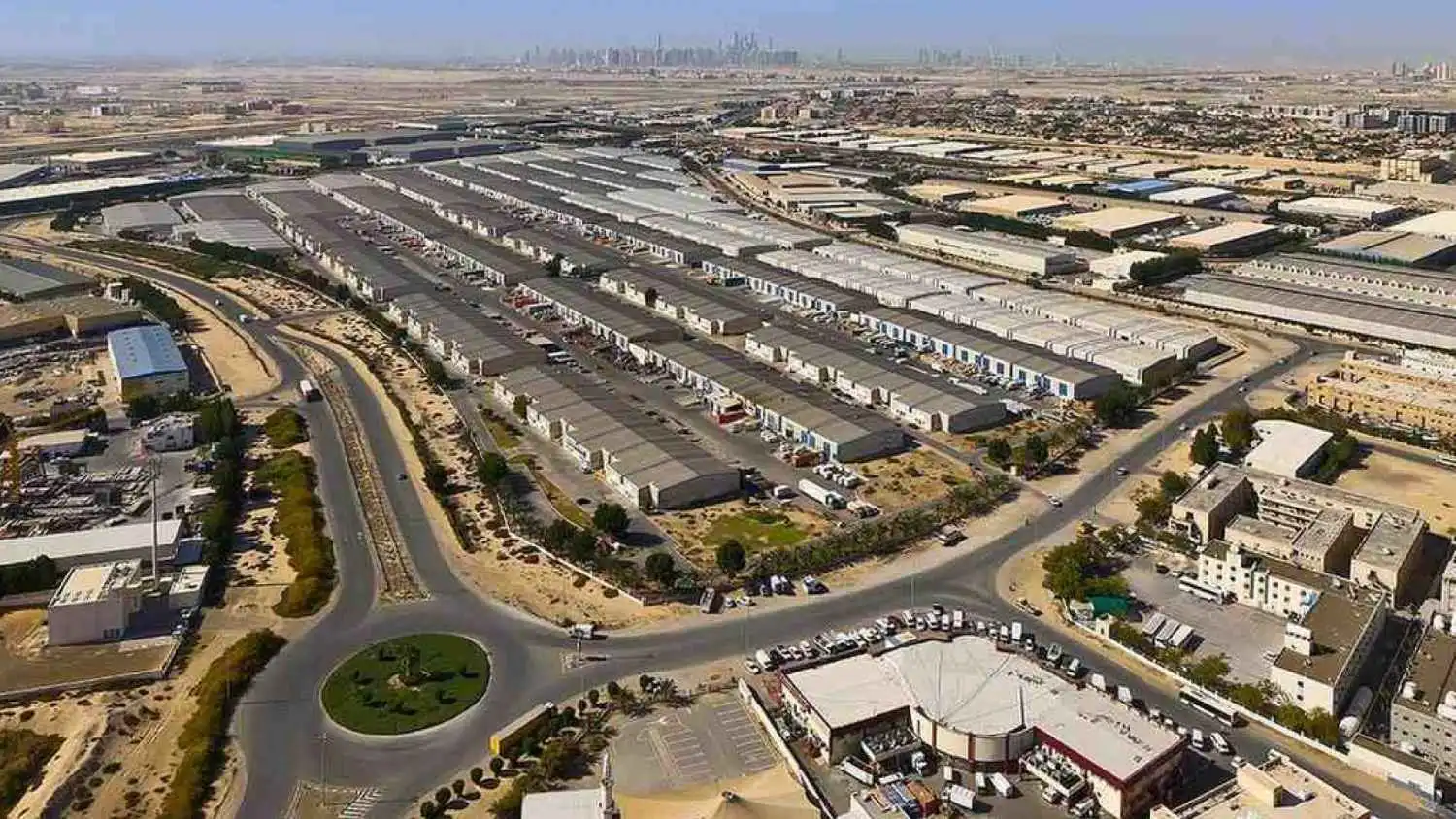 «مجمع دبي للاستثمار» يمضي نحو أول طرح عام أولي بالإمارات في 2026