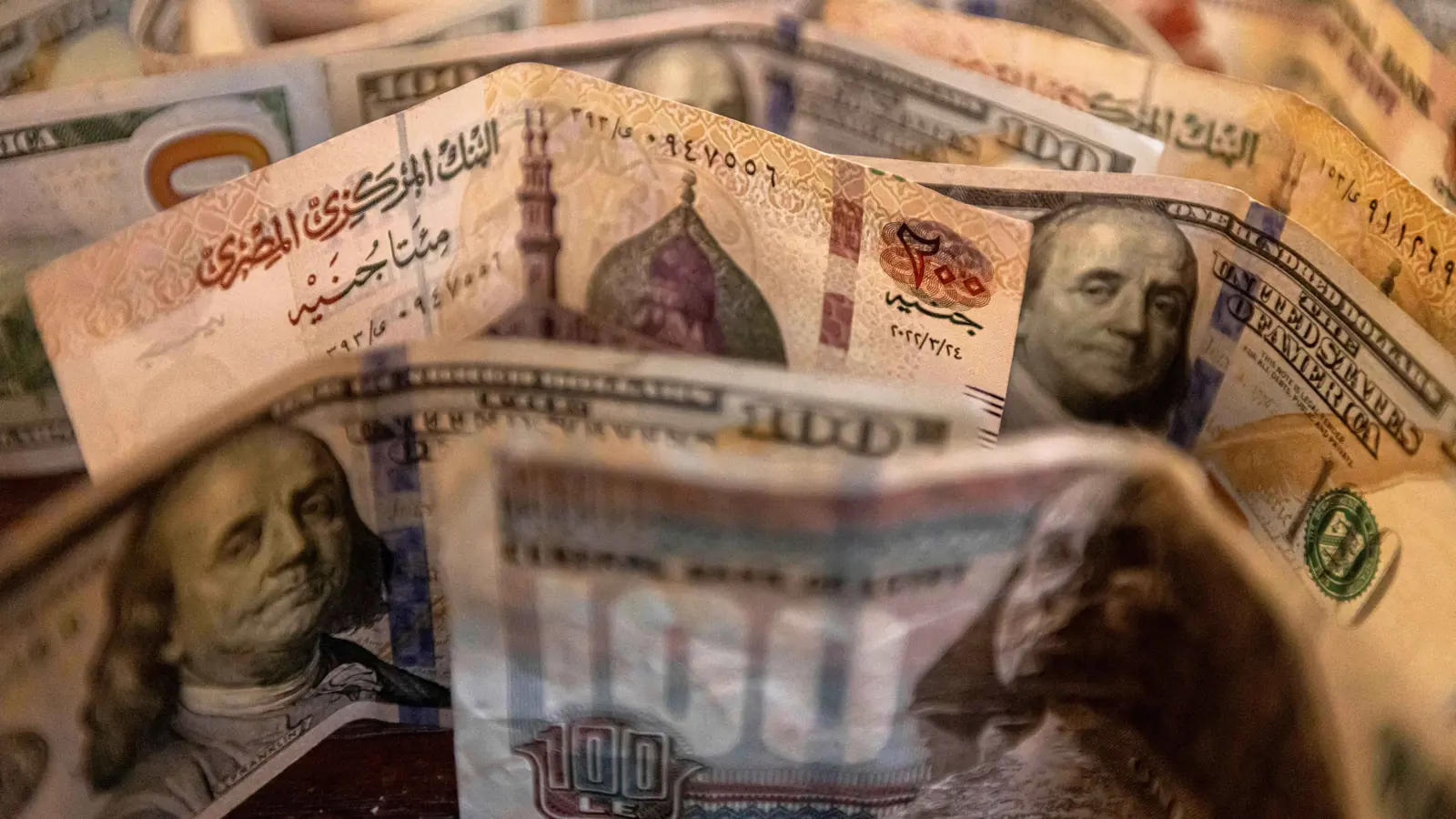 سعر الدولار أمام الجنيه اليوم.. ارتفاع محدود في البنوك المصرية