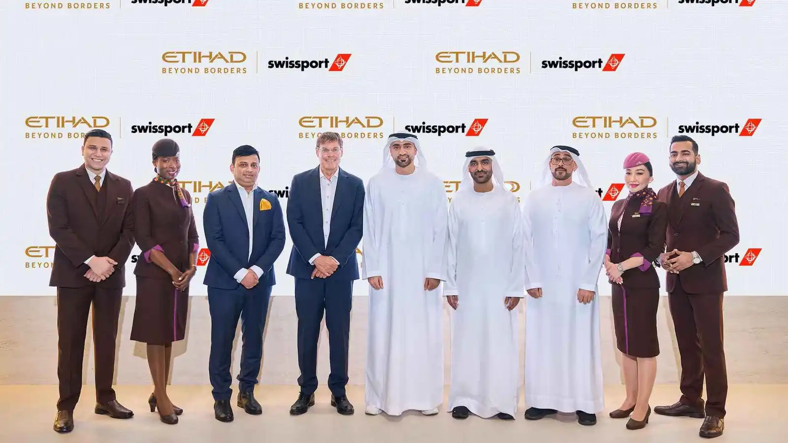 «الاتحاد للطيران» و«سويس بورت» توسعان شراكتهما لتشمل 40 مطاراً