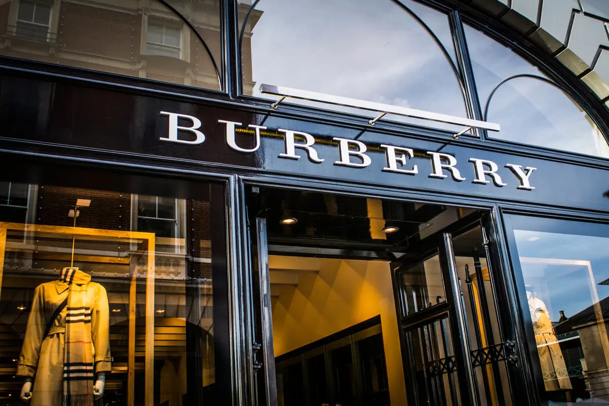 Burberry..ارتفاع طفيف لأرباح الربع الثالث بسبب الصين

