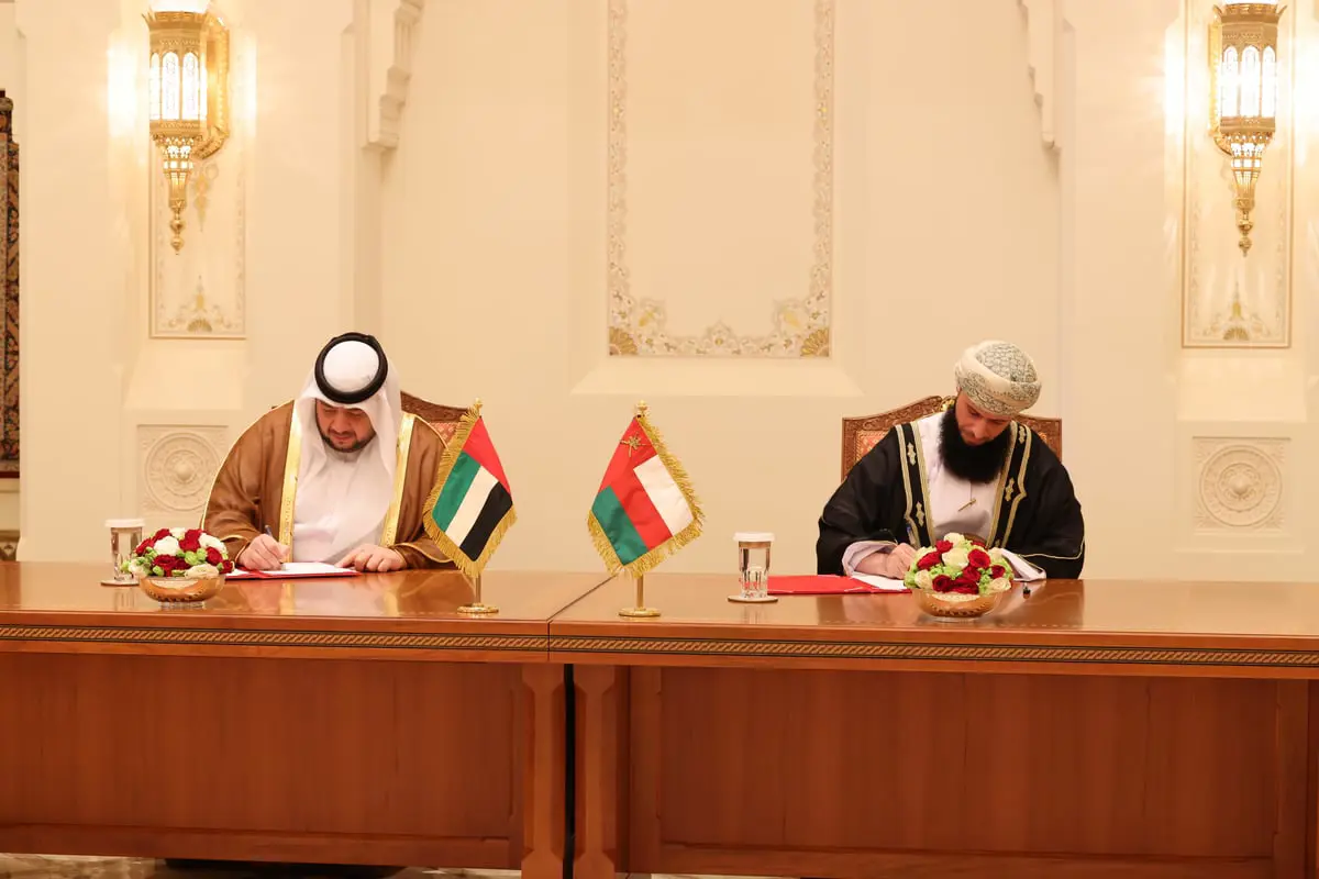 "ADQ" وجهاز الاستثمار العُماني يناقشان استثمارات بـ 30 مليار درهم في عُمان