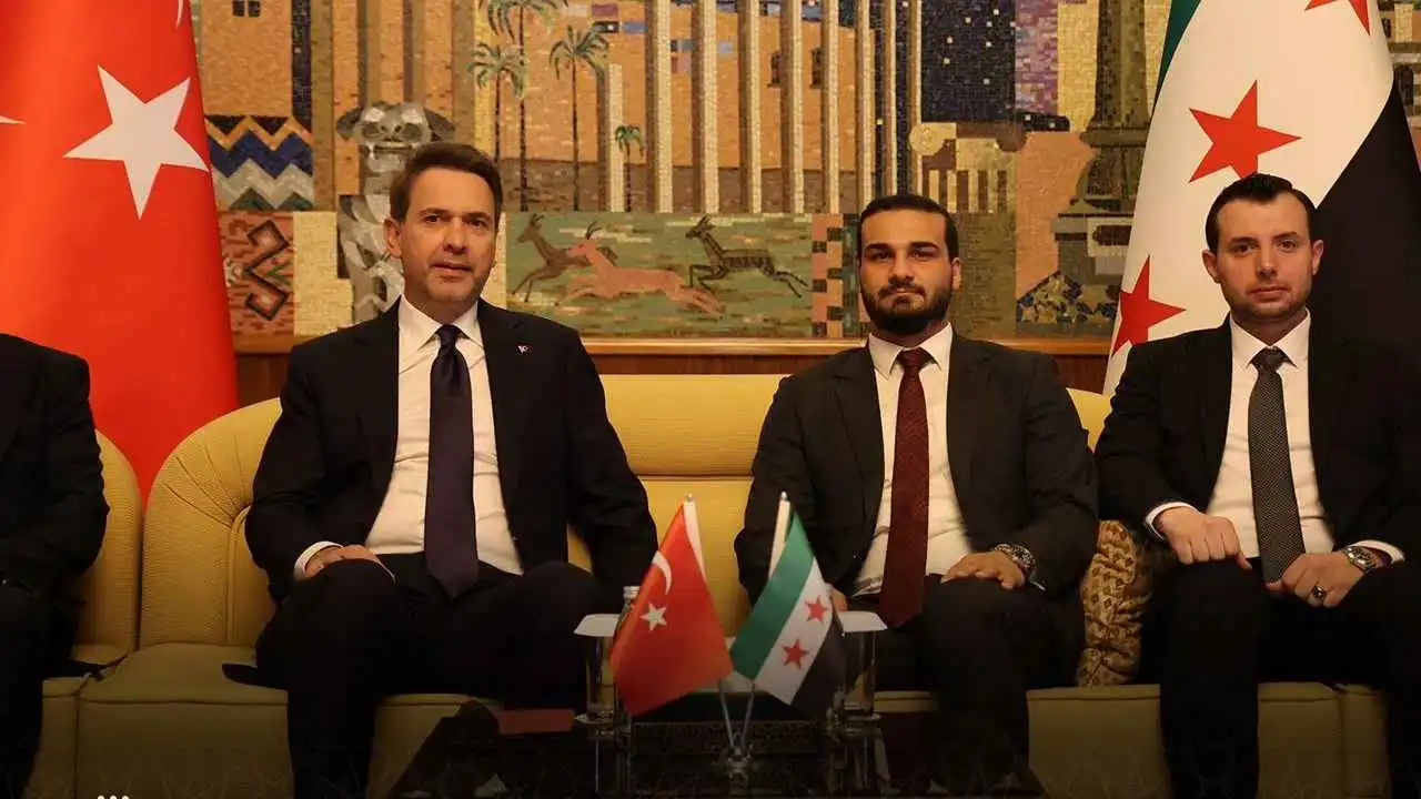 تركيا تعلن استعدادها للتنقيب عن النفط والغاز في سوريا