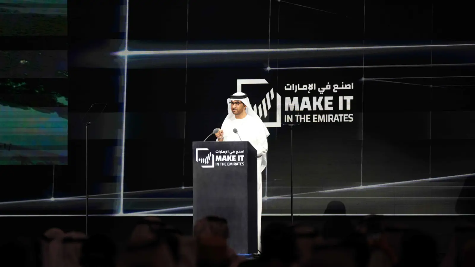 من قلب المصانع.. الإمارات تُؤسس لعصر أكثر تنوعاً واستدامة