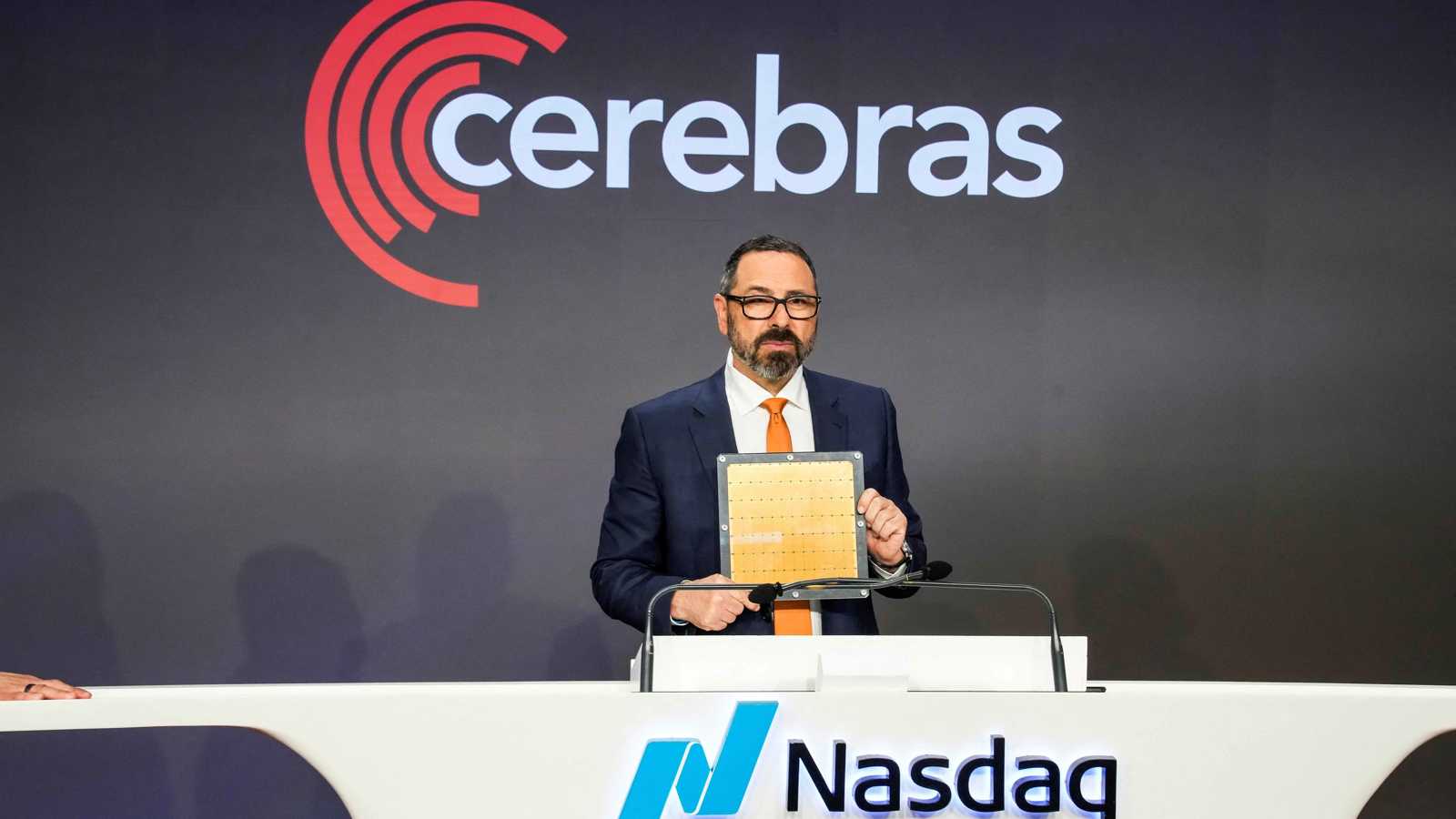 Cerebras.. من الإفلاس إلى 60 مليار دولار في رقائق الذكاء الاصطناعي 