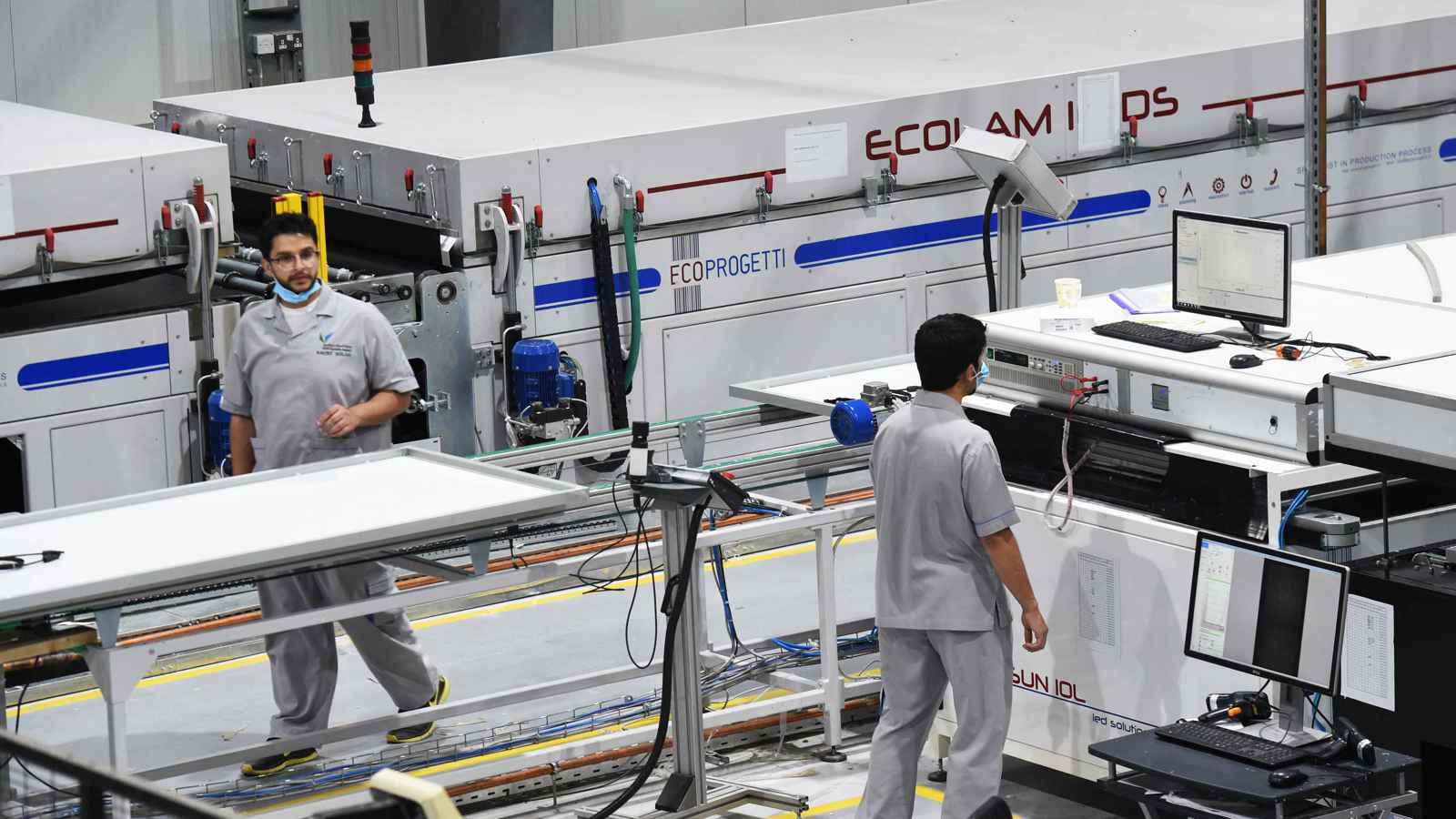 السعودية تصدر 221 ترخيصاً صناعياً باستثمارات 693 مليون دولار في فبراير 