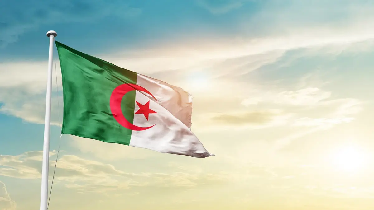 رسميًا.. الجزائر تطلب الانضمام لمجموعة بريكس