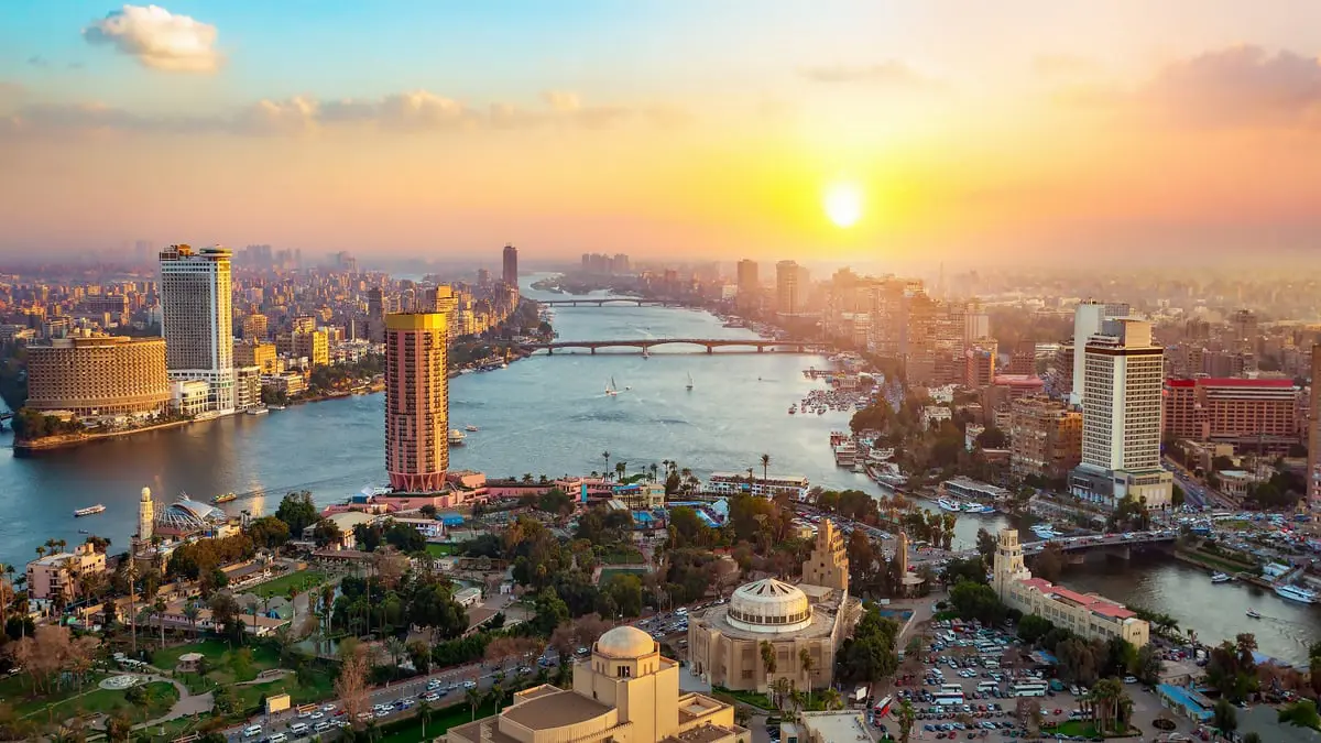 التوقيت الشتوي بمصر.. مكاسب اقتصادية من تقديم وتأخير الساعة