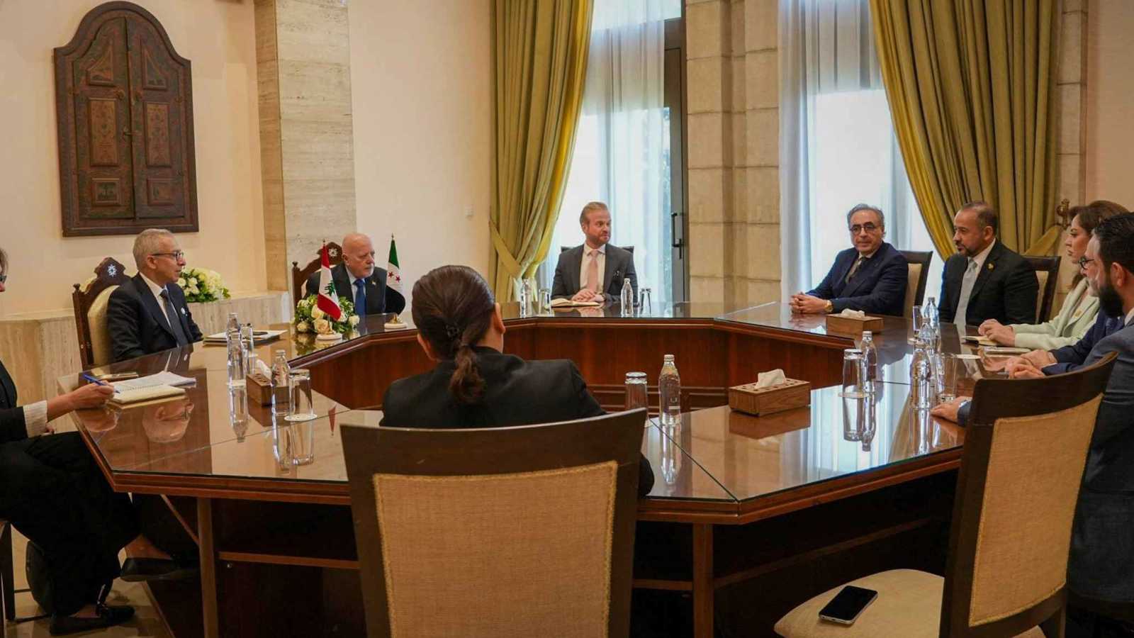 سوريا ولبنان تبحثان تعزيز التعاون الاقتصادي 