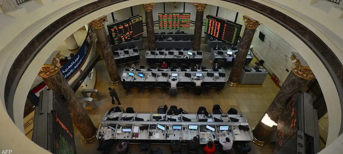 مخاوف أزمة المصارف تُفقد بورصة مصر 10.2% من قيمتها بأسبوع