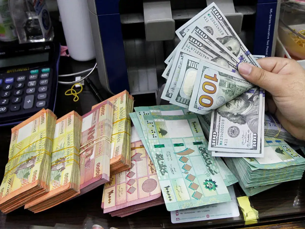 لبنان يخفض سعر الصرف الرسمي لليرة من نهاية أكتوبر

