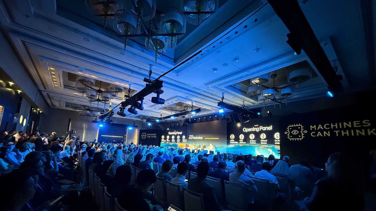 فجوة المواهب الرقمية.. تحدٍ يحاصر نمو اقتصاد الذكاء الاصطناعي 