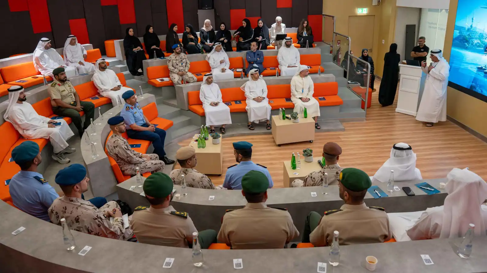 اللجنة المنظمة لمعرضي الدفاع يومكس وسيمتكس 2026 تعقد اجتماعها الثالث