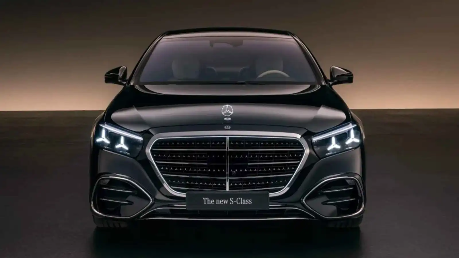 مرسيدس S-Class 2026 الجديدة تتحدى النخبة.. رفاهية ذكية واستثمار محسوب