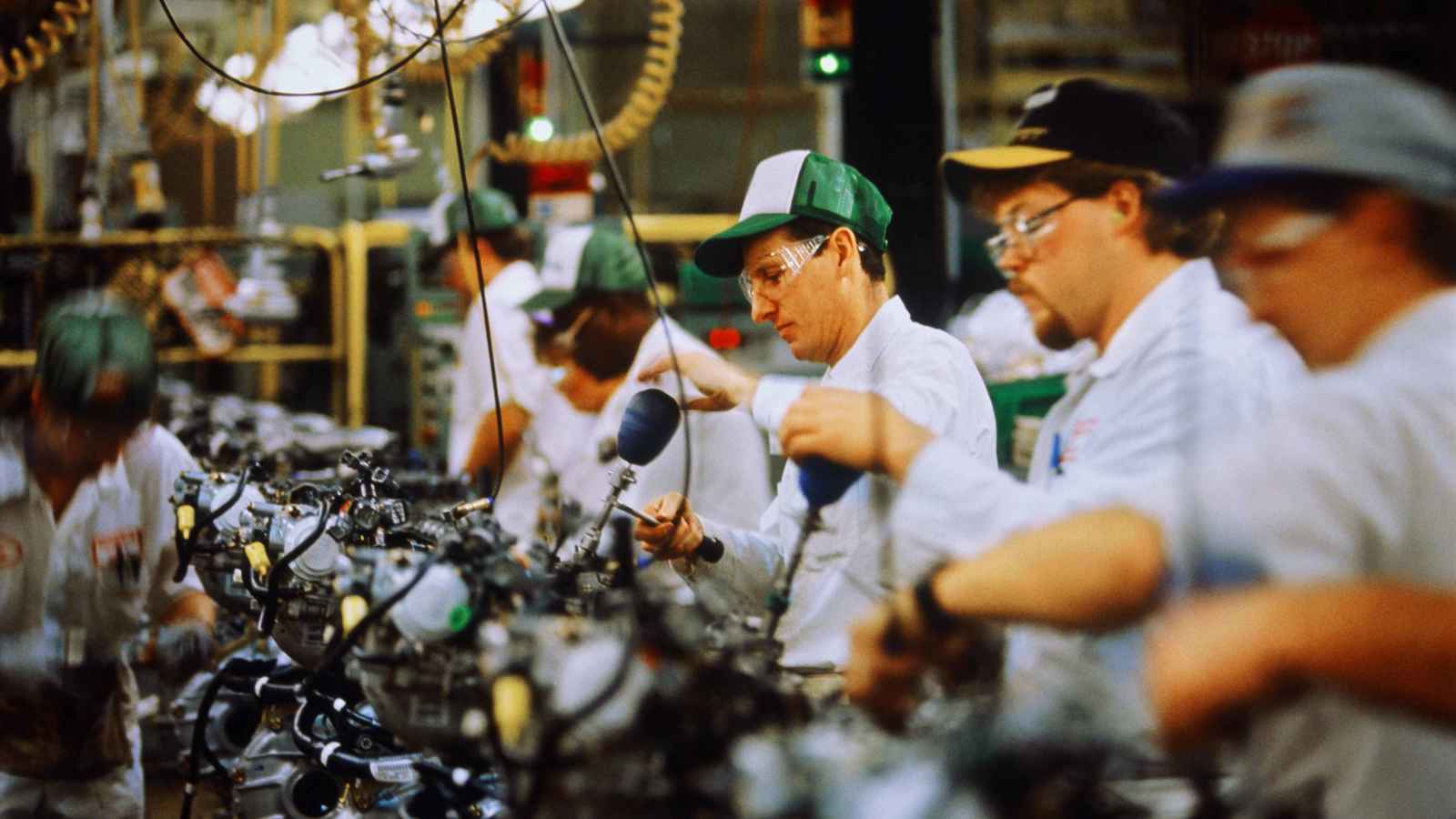 تباطؤ نمو نشاط الأعمال في الولايات المتحدة مع تصاعد ضغوط الأسعار 