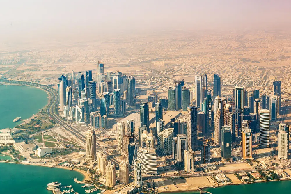 فائض الميزان التجاري القطري يتراجع  40.4% 