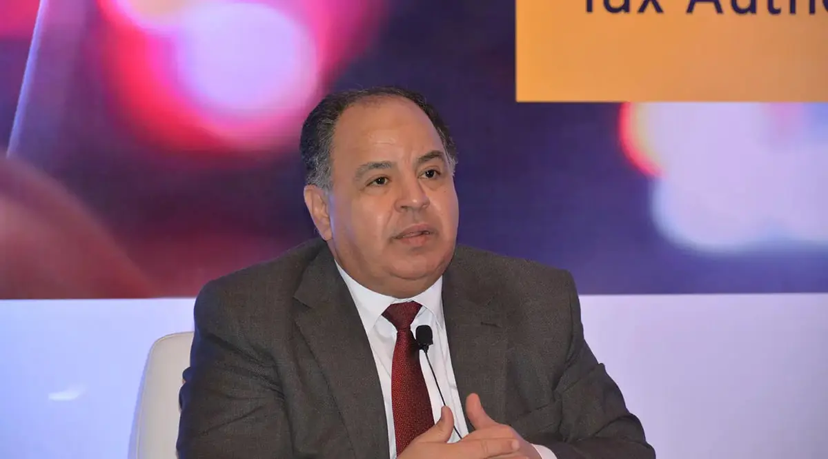 مصر.. خفض رسوم التخليص الجمركي المسبق لـ 1%