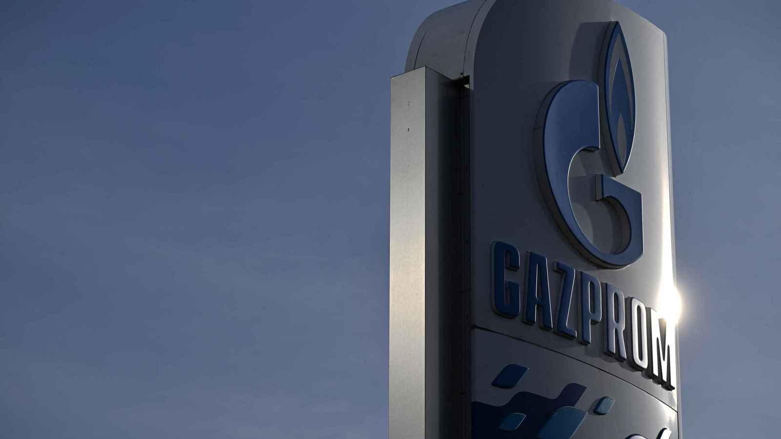 صربيا تستأنف استيراد النفط الخام عبر مصفاة «نيس» المملوكة لروسيا 