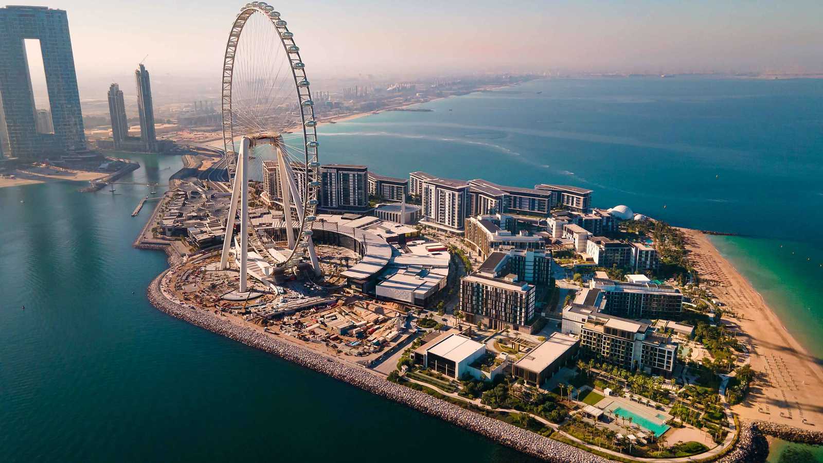 من النفط إلى السياحة.. اقتصادات الخليج تتكيف مع التوترات الإقليمية 