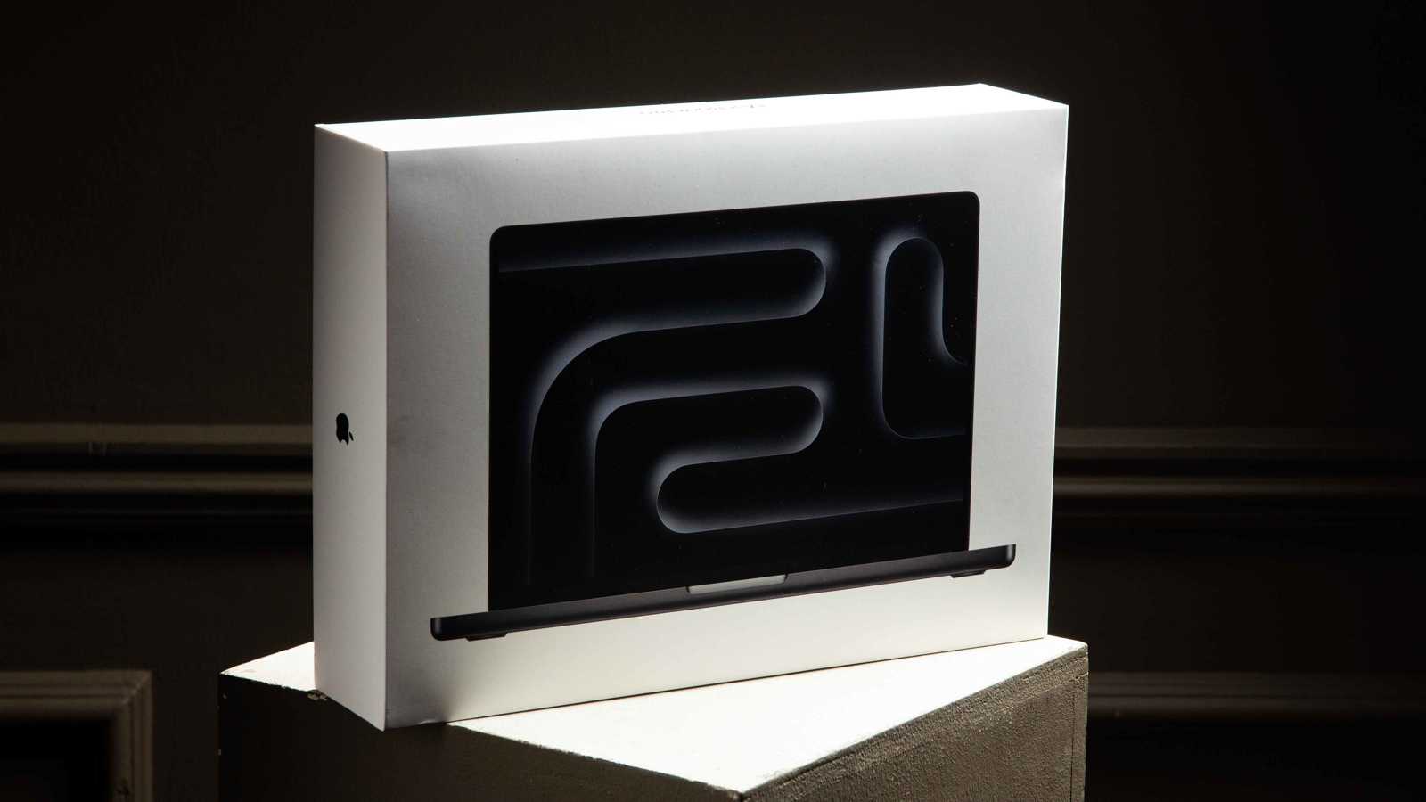 وسط تغييرات جذرية متوقعة.. أبل تستعد لإعادة تصميم ماك بوك برو في 2026 