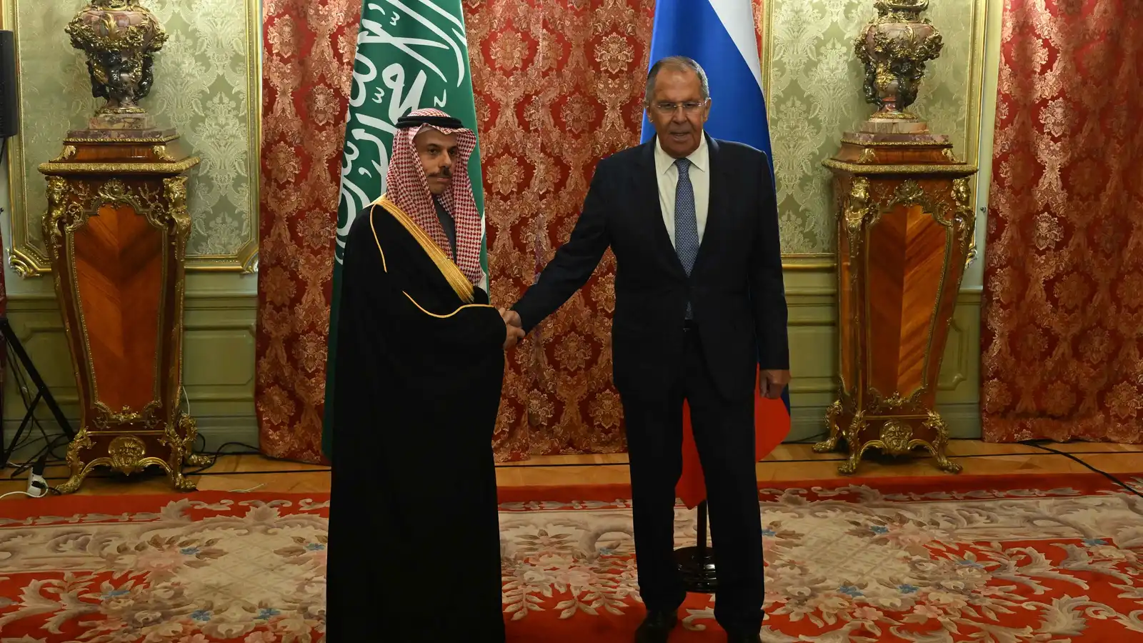 السعودية: التعاون مع روسيا يدعم استقرار أسواق الطاقة العالمية
