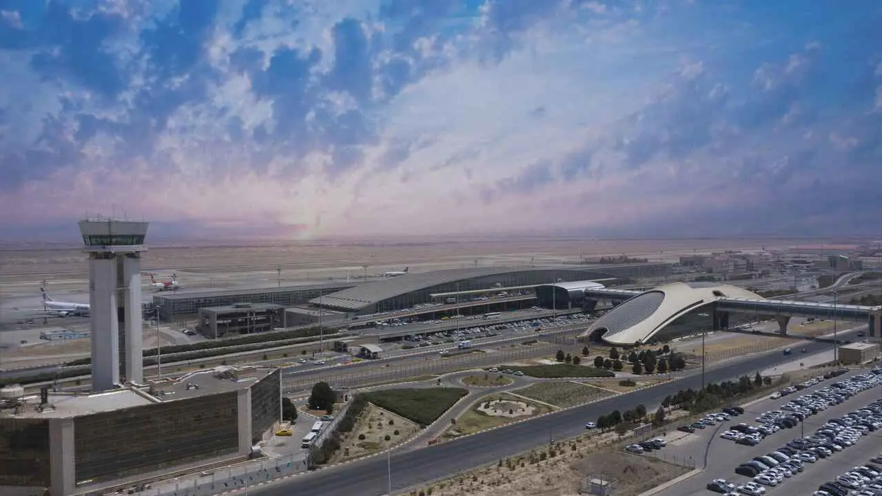 إسرائيل و إيران و العراق تغلق أجواءها أمام الطيران حتى إشعار أخر
