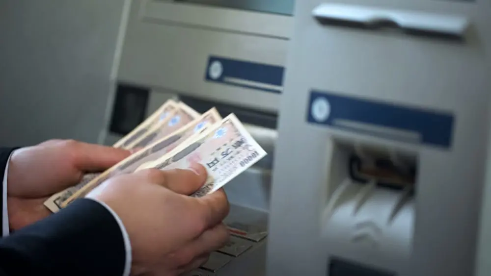 بنوك اليابان تستعد لمواجهة عدوى الإفلاس