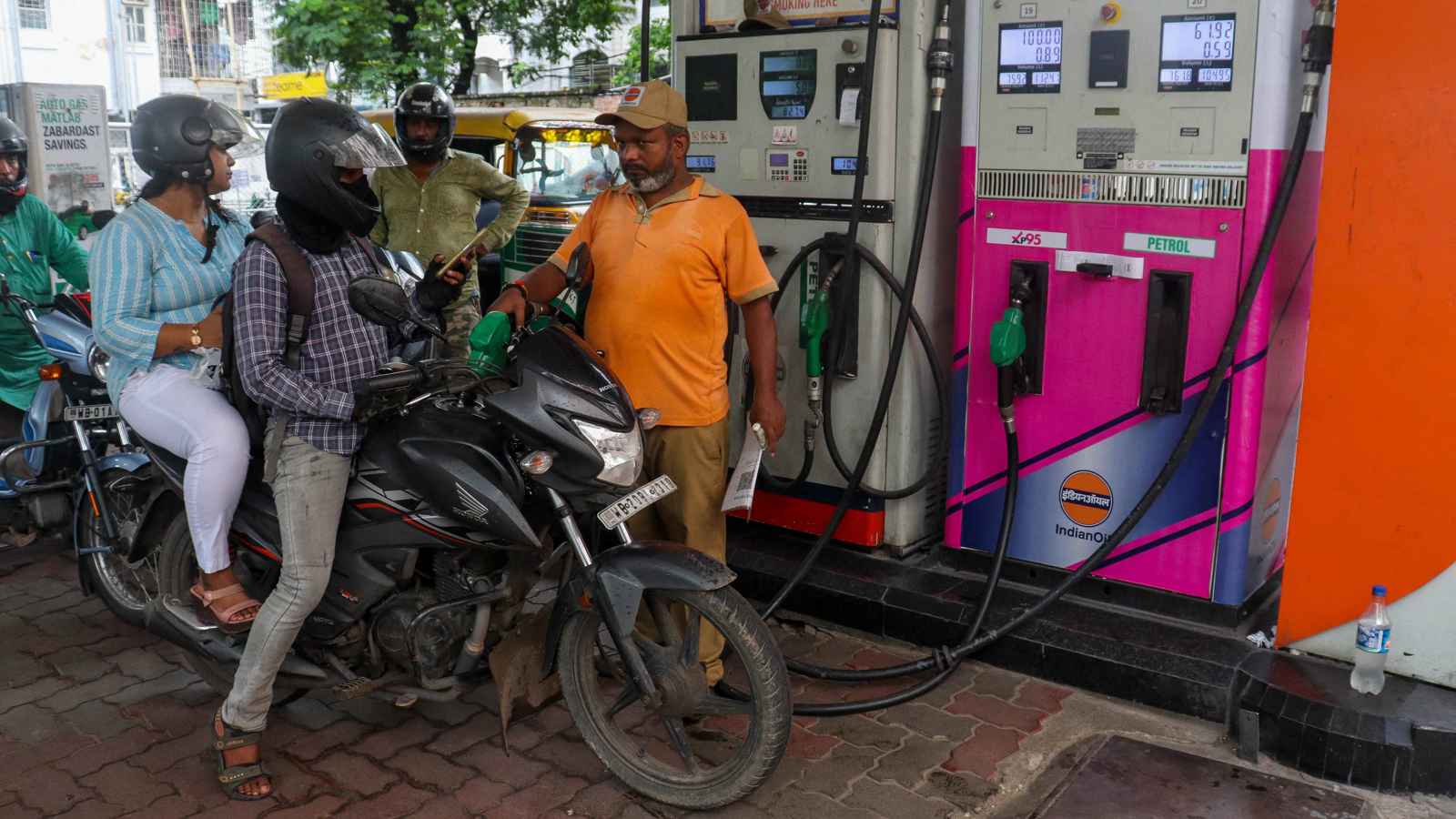 الأولى منذ عام.. الهند ترفع أسعار الغاز وسط تأثر الإمدادات بحرب إيران 