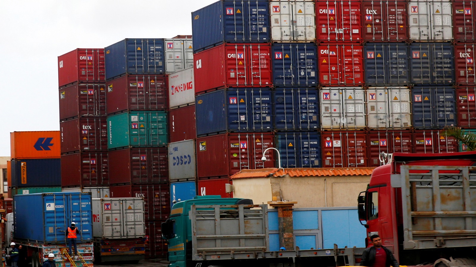 مسؤول مصري لـ«إرم بزنس»: 3 ركائز تضبط الاستيراد وتسرّع الإفراج الجمركي 